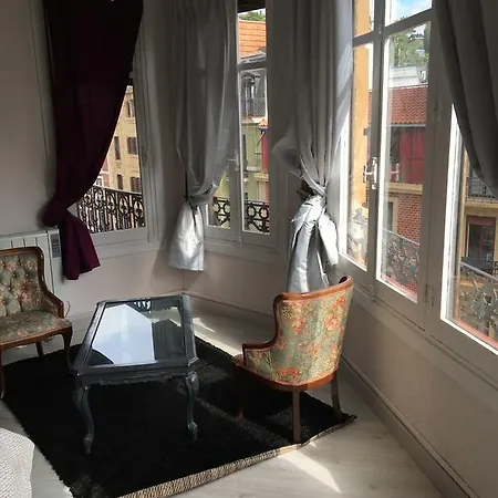 Kasa Miracruz Adults Only 3*